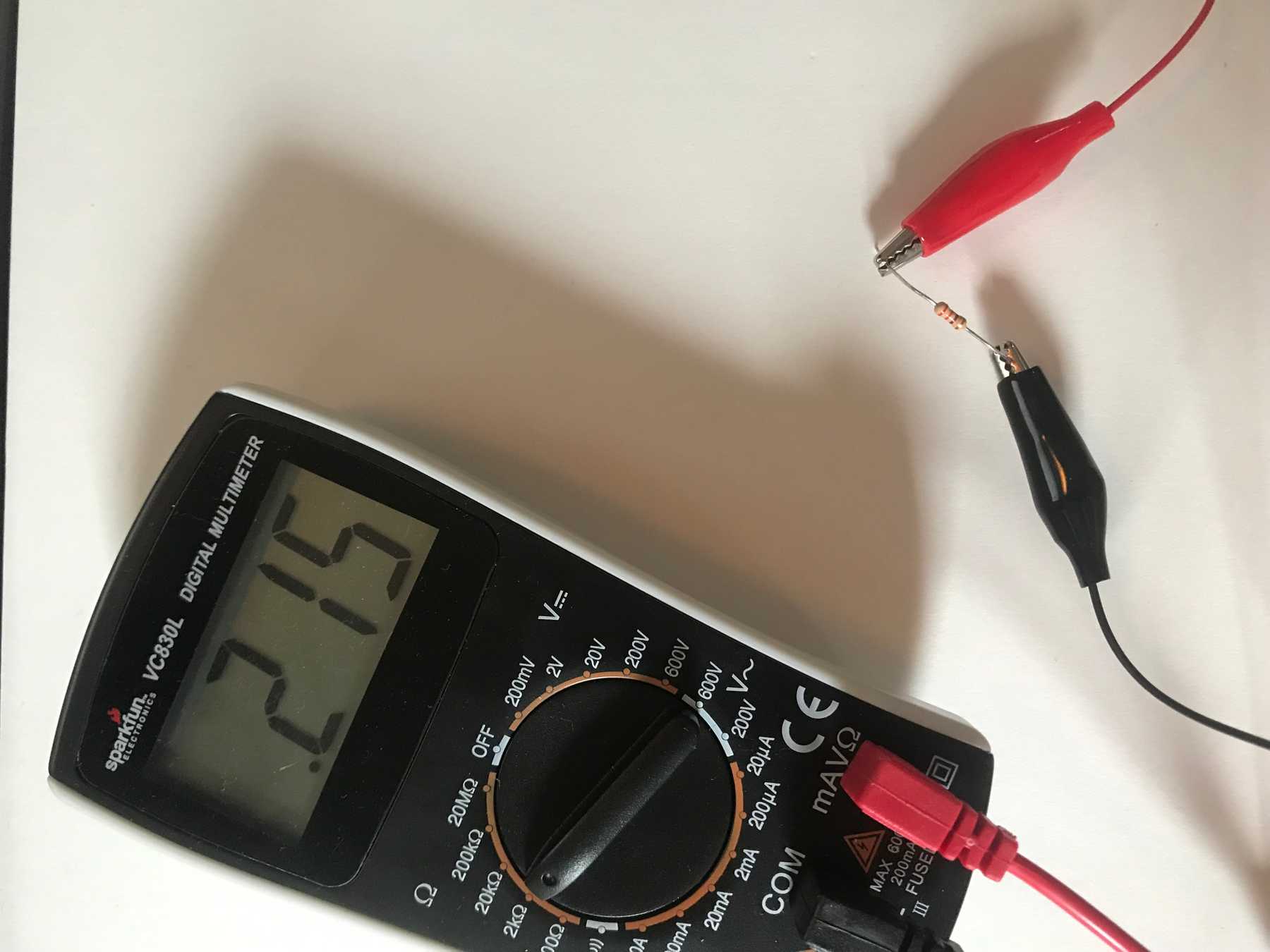 Measuring a 220Ω resistor